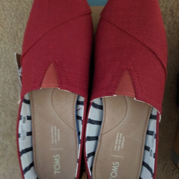 Toms Shoes - Toms black cherry